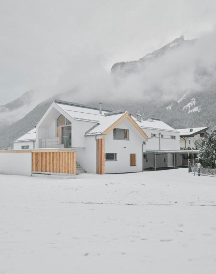 Urban Alpine Penthouse With Lake View Maurach  Eksteriør billede