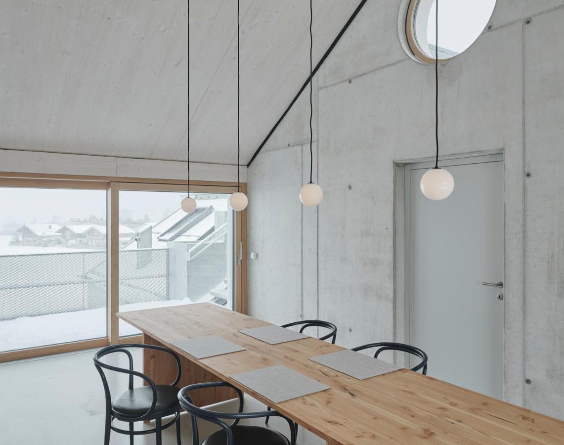 Urban Alpine Penthouse With Lake View Maurach  Eksteriør billede