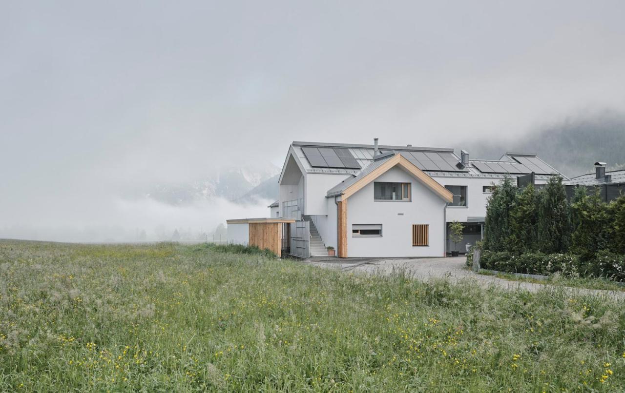 Urban Alpine Penthouse With Lake View Maurach  Eksteriør billede