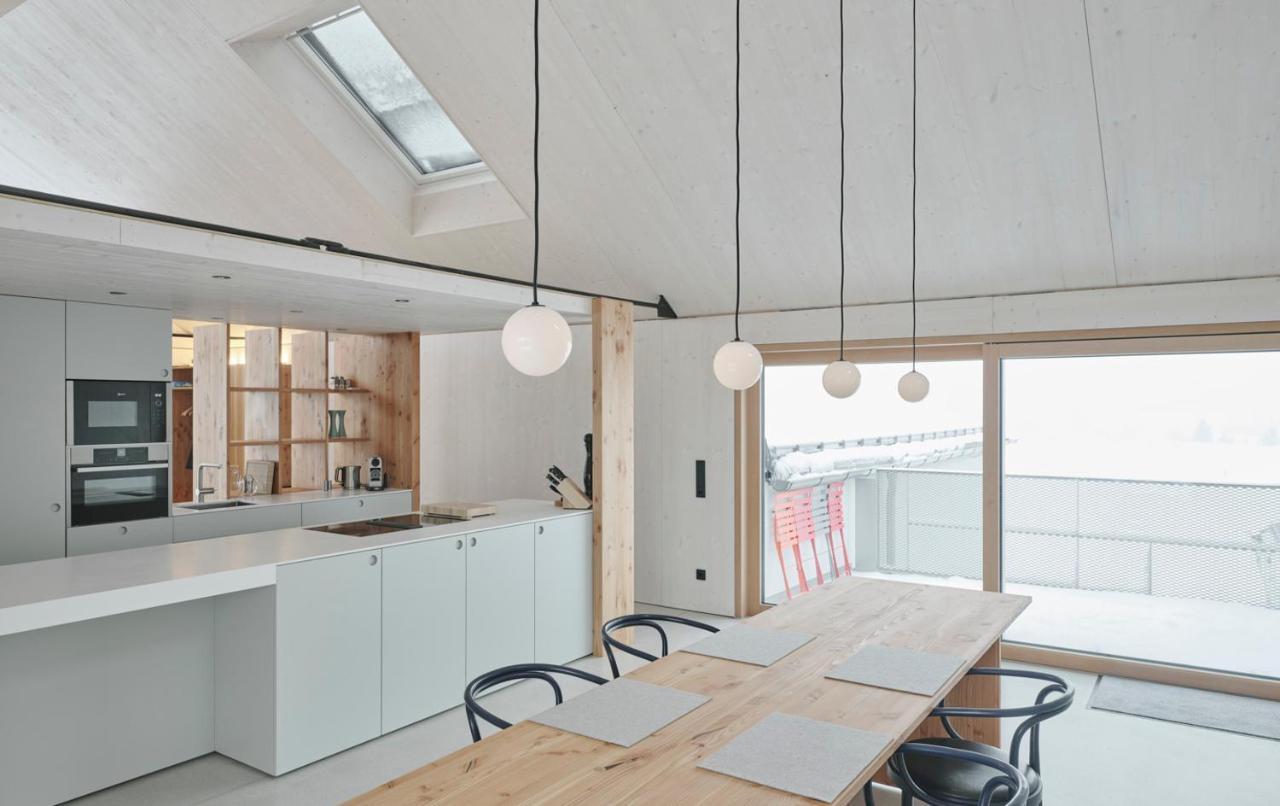 Urban Alpine Penthouse With Lake View Maurach  Eksteriør billede