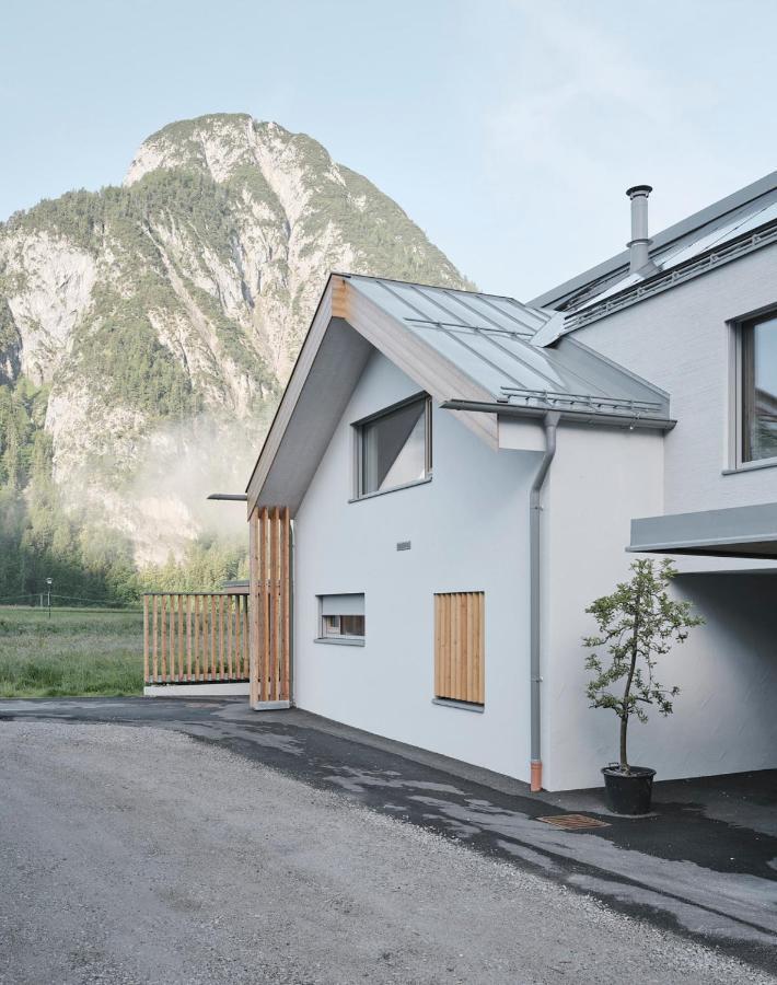 Urban Alpine Penthouse With Lake View Maurach  Eksteriør billede