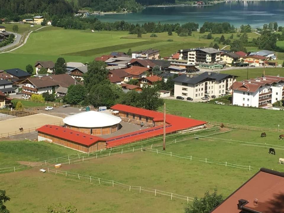 Urban Alpine Penthouse With Lake View Maurach  Eksteriør billede